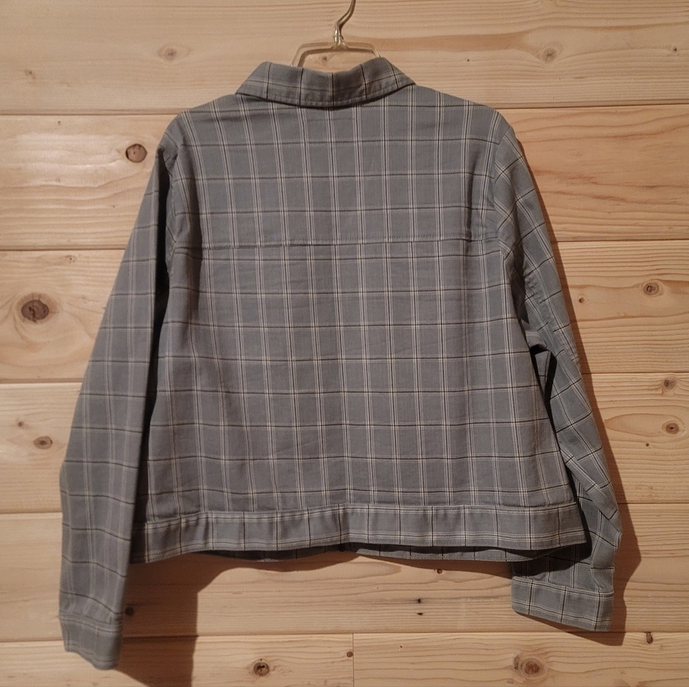 Torrid Studio Dean Plaid Denim Trucker Jacket In Gray Size 2 25x23 View 2